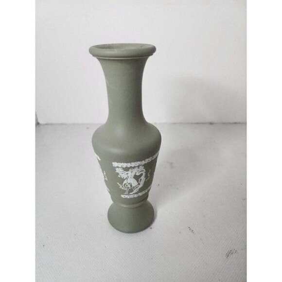 VINTAGE Avon Imitation Wedgwood Jasperware Sage Green Bud Vase Frosted Glass - Picture 4 of 6